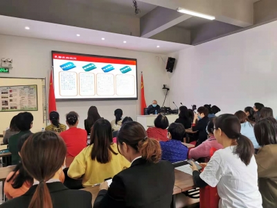 梅江区江南街道办举办妇女“两癌”防治知识到社区活动