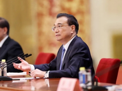 基本民生为何重点要向这两个领域倾斜？听听总理怎么说