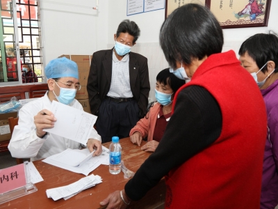 点赞！专家下基层义诊，蕉岭这些群众在家门口享优质三甲医疗服务