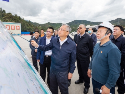 副省长陈良贤来梅调研老区交通基础设施建设等工作：用心用情用力推动老区振兴发展