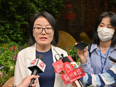 深圳金雅福控股集团有限公司品牌总经理肖莹洁：点赞良好营商环境 反哺家乡投资兴业