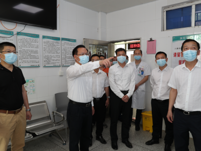 曾永祥率队检查清明期间疫情防控、安全生产和森林防火等工作