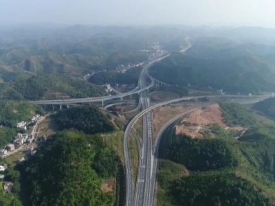 平远：高速公路架起经济发展快车道
