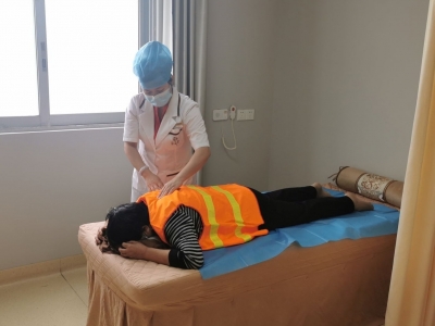 为环卫工，做个体检！比心！