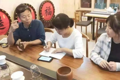 不分昼夜，“人海”寻踪，是他们找到萧迅烈士后人