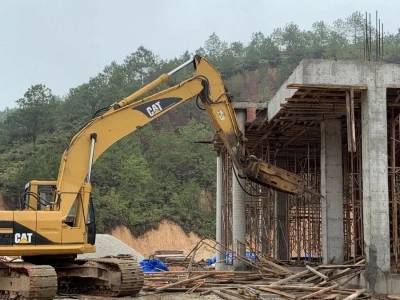 对违建说“不”！五华水寨镇依法拆除一处占用林地违法建筑