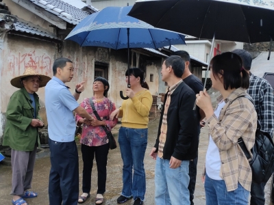 热泪盈眶！七旬老人圆了“寻亲梦”，这温情的一幕发生在平远热水村...