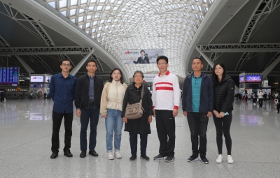 “我们那么多兄弟姐妹，都是他最亲的人”萧迅烈士后人肖元英前往邯郸祭拜叔叔