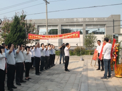 祭奠革命先烈，告慰不朽英灵！梅江区西阳镇开展清明节主题学习教育
