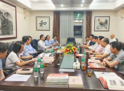 建设足球特区 振兴足球之乡！梅州“振兴球乡与庆祝建党百年”座谈会召开