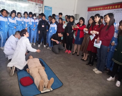 丰顺县开展学校应急救护知识和技能培训  