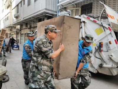 他们的身影无处不在！来领略梅江大地新时代民兵的崭新风貌  