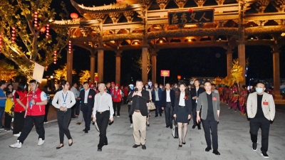 世界客都迎客来！省工商联(总商会)十二届五次执委会与会嘉宾体验客家文化