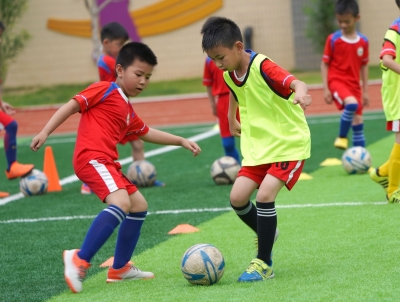 深耕基层培育足球新苗！梅县富力足校“满天星”训练营有序推进