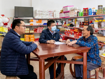 “拖了一年的分红款，终于到账了...”