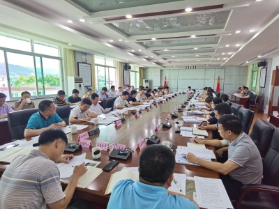 平远县委常委会召开会议：传达学习贯彻习近平总书记重要讲话精神