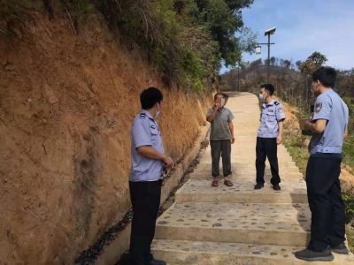 村民上山摘杨梅被刑拘！原来做了这件事…