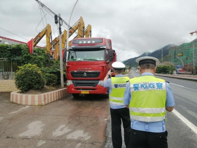 心惊惊！坐标205国道，行人被“逼”上公路？梅州交警：出拳整治