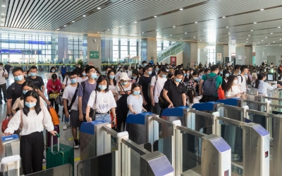 梅州各大客运站场迎来返程高峰，高铁梅州西站今日发送旅客超1.3万余人次