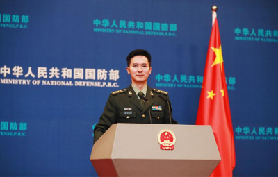 国防部新闻发言人谭克非就美舰穿航台湾海峡并非法闯入我西沙领海发表谈话