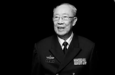 有三颗“心”的人，走了……