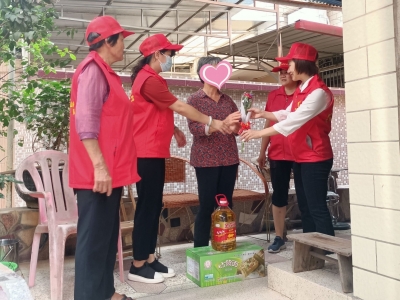 程江镇西山村：让辖区的困难母亲过一个属于她们的节日