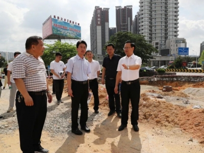 曾永祥率队督导丰顺城区重点市政项目建设情况