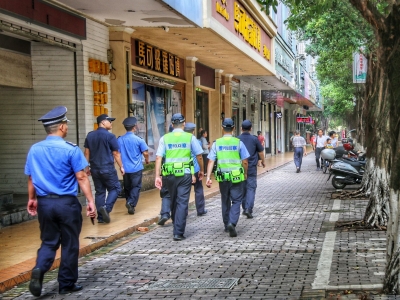 持续至7月底！蕉岭公安交警、城综联合开展市容环境综合整治