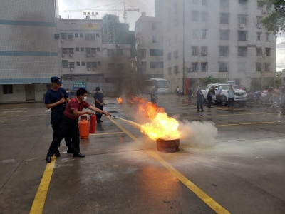 让生命多一份保障！五华这场消防演练“战”味十足~