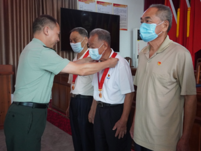 一生荣光！五华县潭下镇：这枚纪念章，向他们致敬