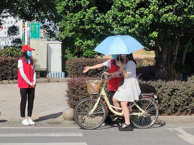 身穿“红马甲”的你，真美！丰顺多部门联合开展文明交通志愿服务活动