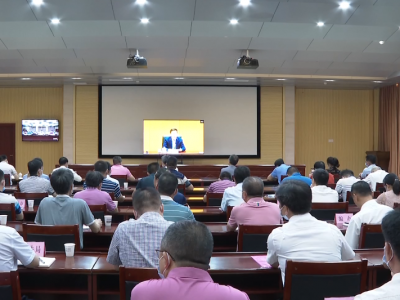 五华组织收听收看全国深化“放管服”改革着力培育和激发市场主体活力电视电话会