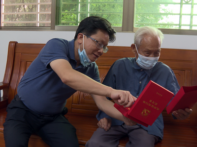 刘鸿涛“七一”前夕走访慰问基层党员：传承红色基因 汲取奋进力量