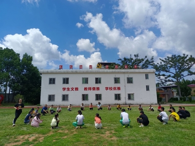 用“雅文化”熏陶孩子的书卷气...梅县这所“乡村学校”，不简单！