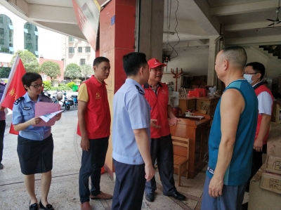 时刻绷紧“安全弦”！梅县锭子桥社区开展消防安全“六进”志愿活动