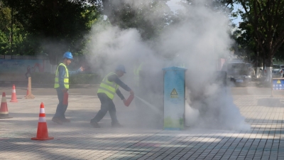 菜市场发生火情、广场电箱冒出滚滚浓烟...防患于未“燃”！梅江区开展应急演练