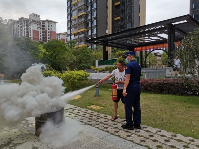 “手把手”培训、“面对面”教学…提升群众消防意识，他们这么做