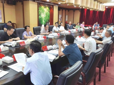 梅州市人大常委会召开党组理论学习中心组学习会和党组会议：深入学习贯彻习近平总书记“七一”重要讲话精神  