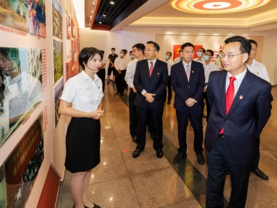 张爱军参加所在党支部主题党日活动：牢记初心使命  践行为民宗旨