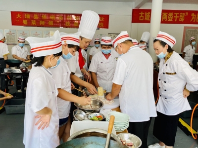在家门口也能成为“中华小当家”！大埔“粤菜师傅”培训，爱了爱了！