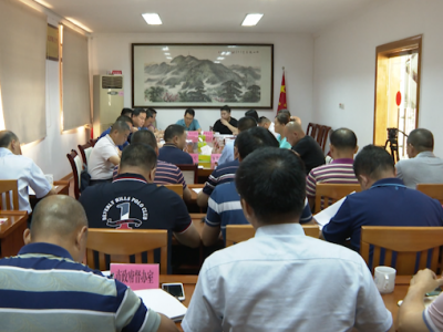 洪国华主持召开工业园区企业座谈会：以“母亲式”服务为企业办实事解难题
