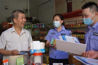 香菇蘑菇金针菇，投资理财别疏忽！蕉岭公安开展“反诈宣传日”活动