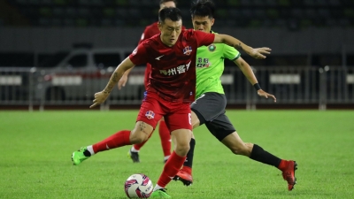 中甲联赛第二阶段首场比赛：梅州客家5球大胜北理工