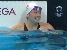 中国香港选手何诗蓓获得女子100米自由泳银牌