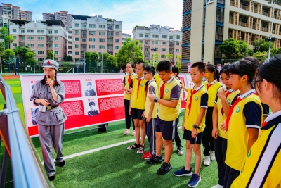 学习动态丨梅州市“党史教育进校园 红色基因代代传”巡回展走进梅江区风眠小学