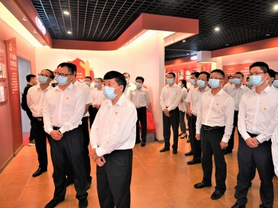 学习动态丨平远县领导干部参观中共梅州地方历史主题展