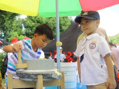 拗包粟、磨豆腐、赏红剧...文旅兴农新尝试！丰顺小胜镇迎来首批旅游团队