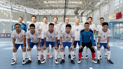 梅州五华9球轻取陕西！十四运群众足球五人制农村乡镇组鸣哨