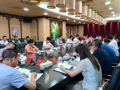 市人大常委会组织全国、省人大代表开展集中视察活动：发挥代表作用 为民履职尽责