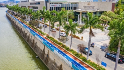 聚焦全会丨突出抓好“一城两坊”建设、老旧小区改造，持续打造“三宜”城市